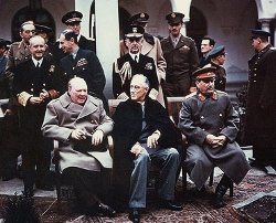 Winston Churchill, Franklin D. Roosevelt i Józef Stalin w Jałcie (IV Rozbiór Polski).
